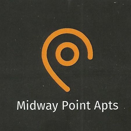 Апартаменти Midway Point Apts Heraklion  Екстер'єр фото